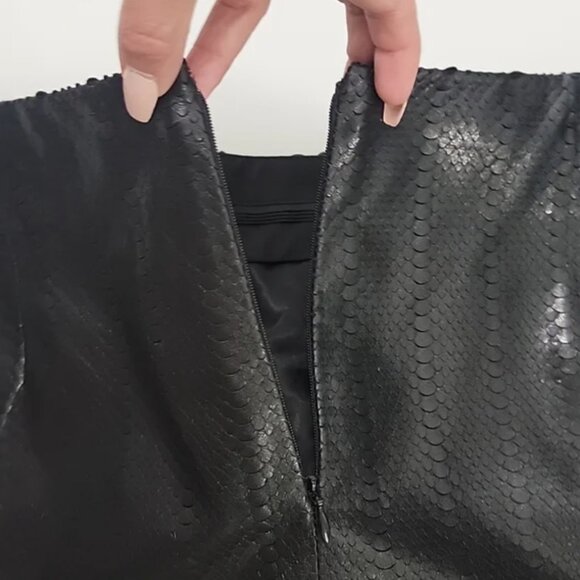 J BRAND TULLIA LEATHER SHORT SHORTS - SNAKESKIN TEXTURE EMBOSSED PRINT - REAL - Picture 9 of 14